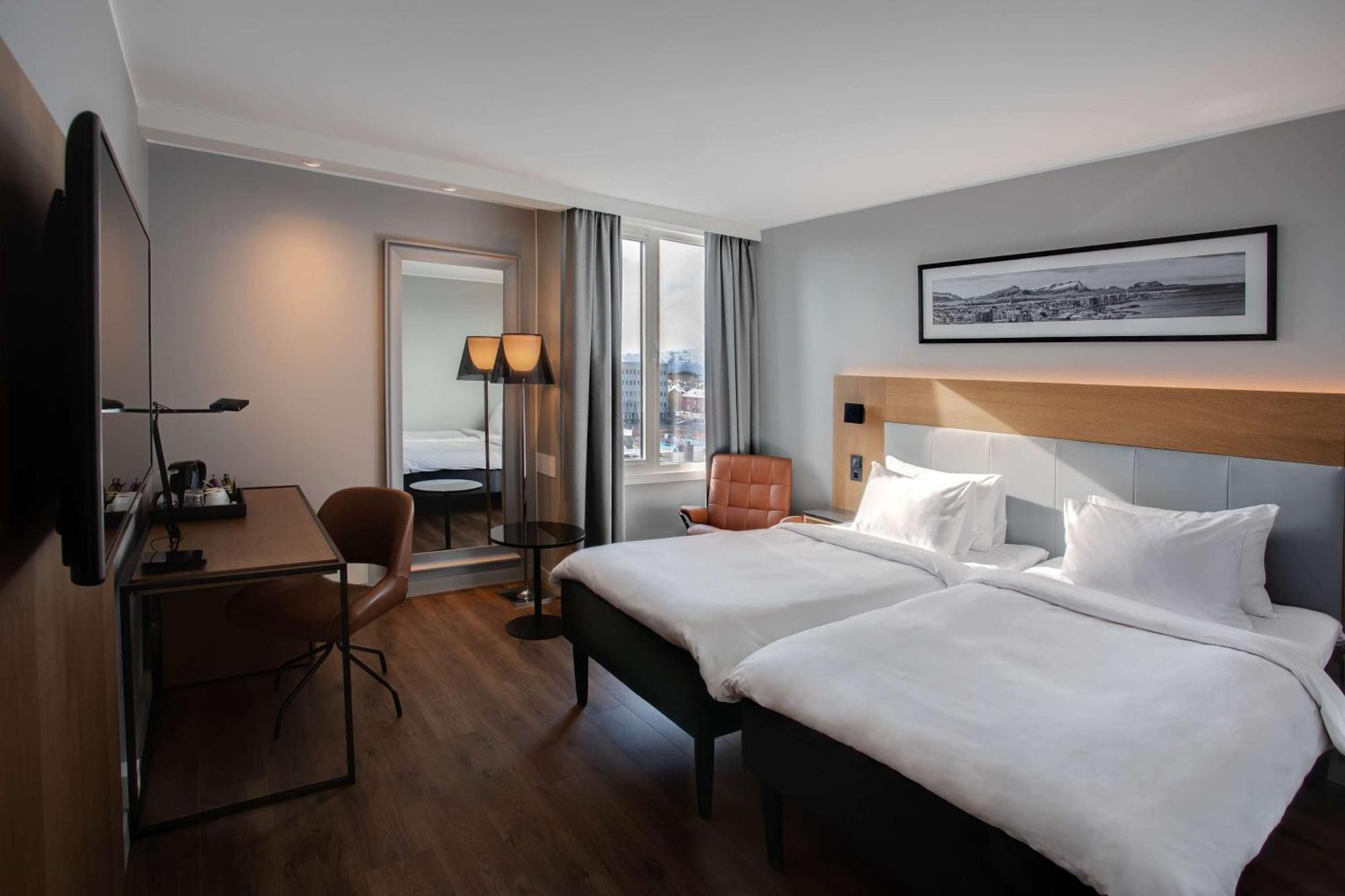 Radisson Blu Hotel บูเดอ ภายนอก รูปภาพ
