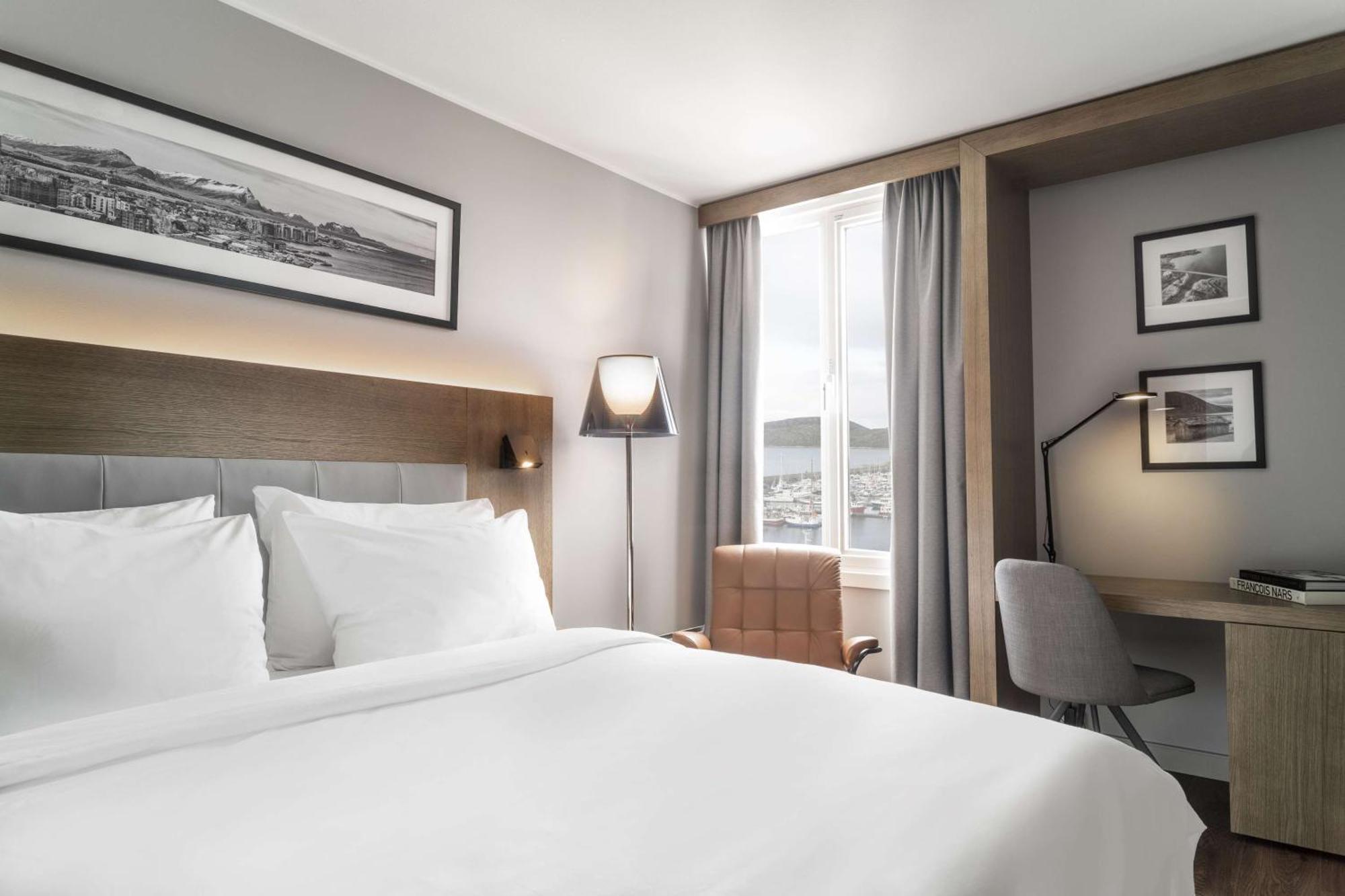 Radisson Blu Hotel บูเดอ ภายนอก รูปภาพ