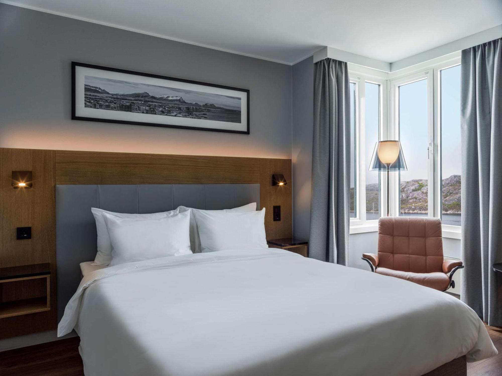 Radisson Blu Hotel บูเดอ ภายนอก รูปภาพ